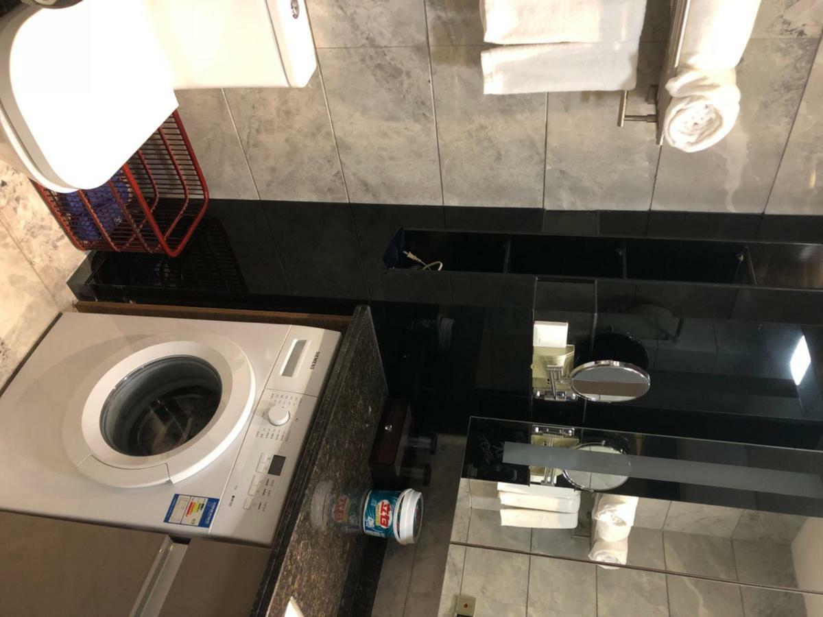Aoyou International Apartment Hotel A Mall Brunch Guangzhou Exteriör bild